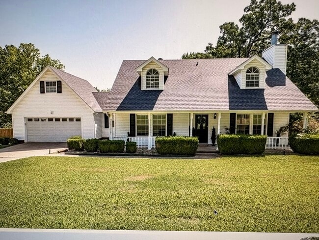 Building Photo - 3109 Glen Flora Way