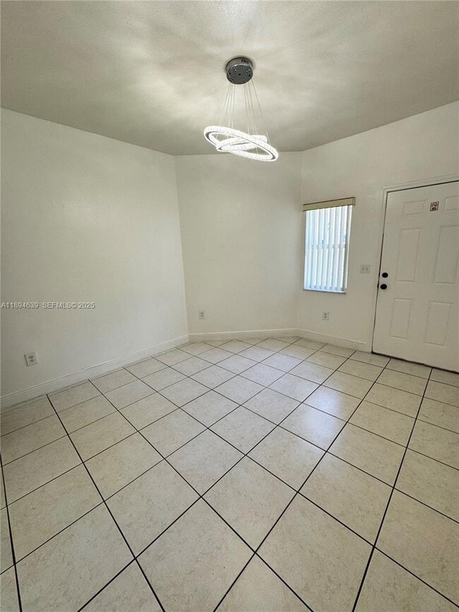 Photo - 13705 NE 20th Pl Unit 3