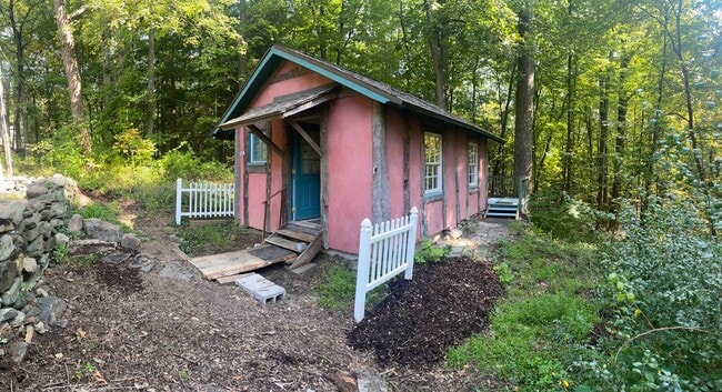 Photo - 37 Orchard Dr