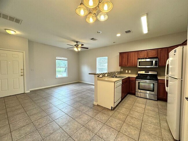 Photo - Townhome available off East MLK