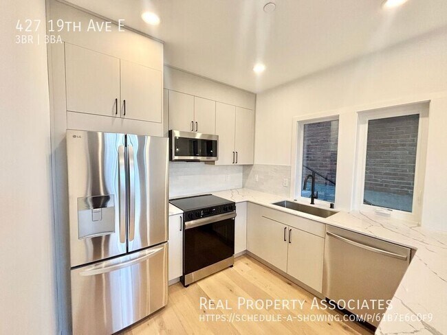 Photo - 427 19th Ave E