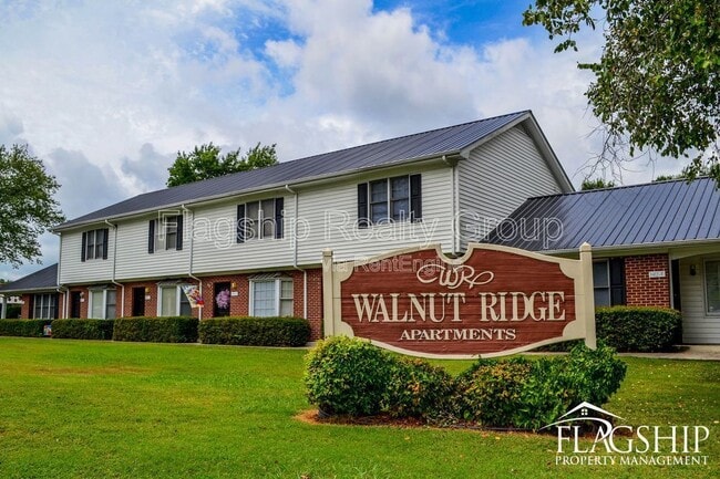 Photo - 3412 N Walnut St