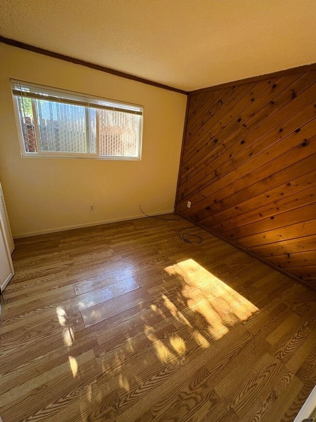 Photo - 8225-8227 Dowling St. Unit 8225