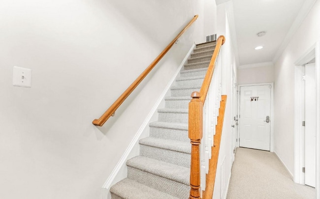 Photo - 25090 Lomax Terrace