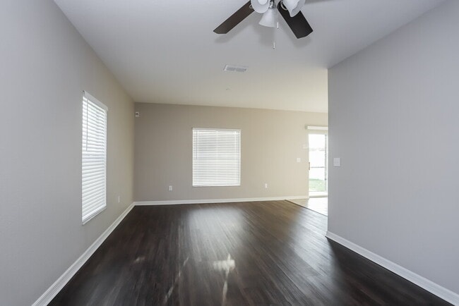 Photo - 1049 Seminole Sky Dr