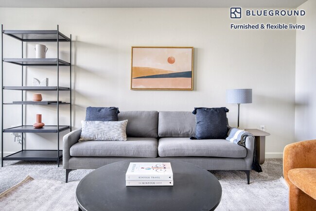 Photo - 605 Tasman Dr Unit FL4-ID872