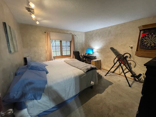 Photo - 5864 Red Cherry Ln