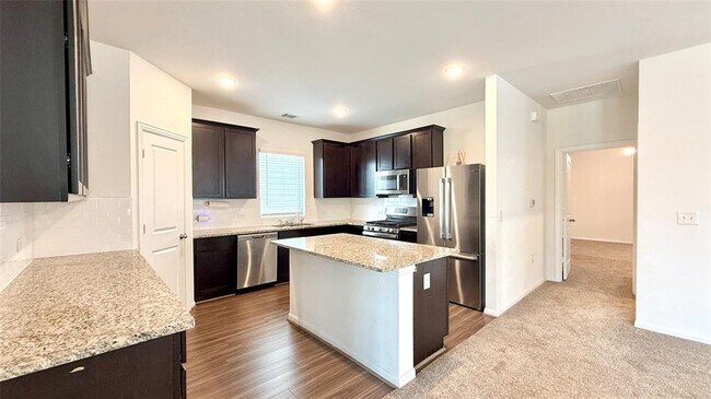 Photo - 156 Zion Dr