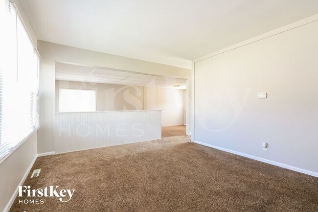 Photo - 315 Four Winds Way