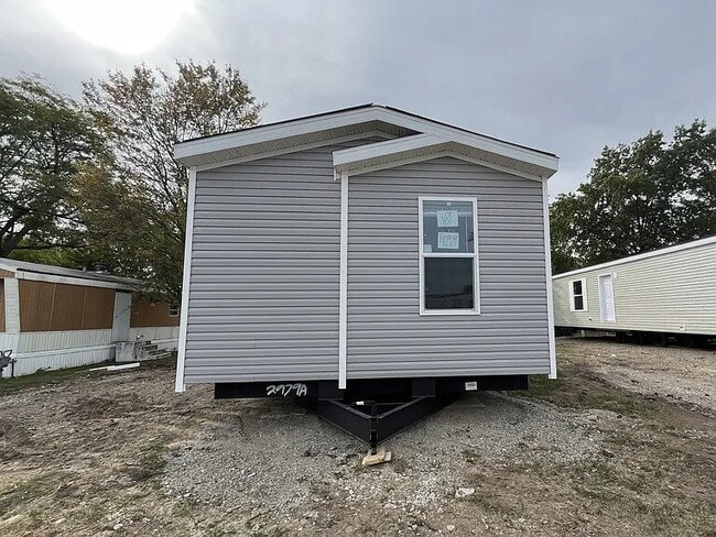 Building Photo - brand new 3 bedroom, 2 bathroom home