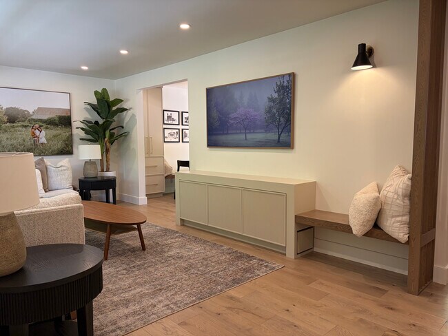 Photo - 131 Renaud Dr