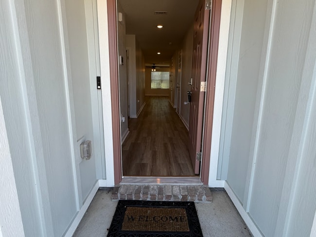 Photo - 437 Scarborough St