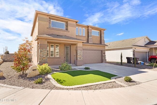 Photo - 585 Issa Circle