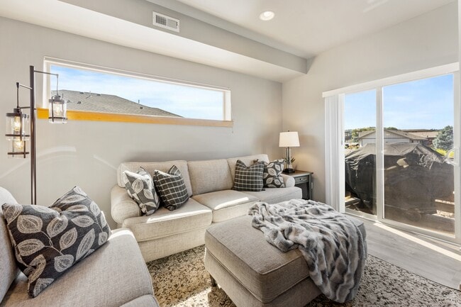 Photo - 189 Eagle Crest Dr