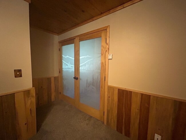Photo - 15295 Hwy 12 W