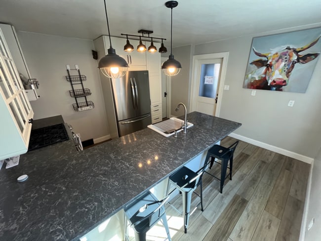 334 N 60th St Unidad 334 N 60th St Lower