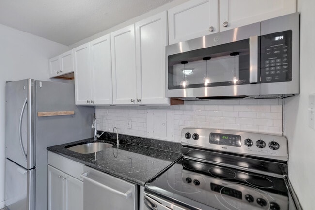 Photo - 1311 Delaware Ave SW Unidad S432
