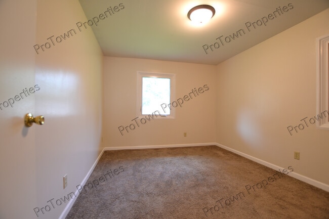 Photo - 2315 Birchwood Ln