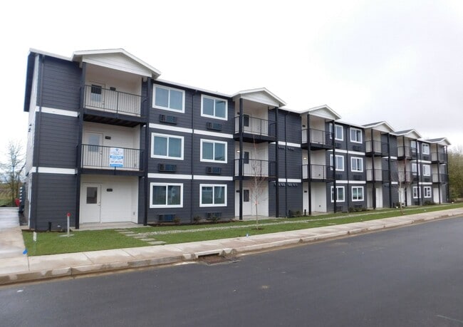 Photo - 2Bd/2Ba 2nd Story Apartment Unit - Availab... Unit 11