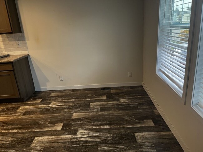 Photo - 7801 88th Ave