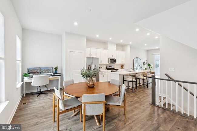 Photo - 1750 Blue Spruce St