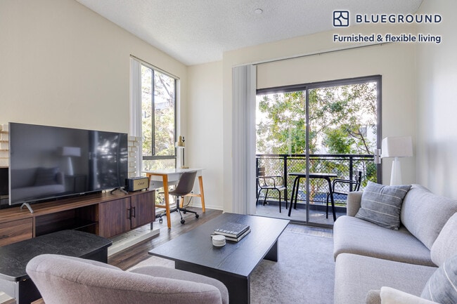 Photo - 747 Gayley Ave Unit FL4-ID1427