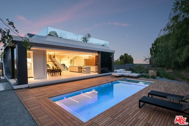 Photo - 1254 Roberto Ln