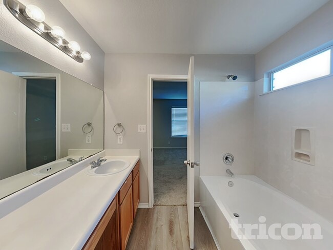 Photo - 8507 Crinum Lily Dr