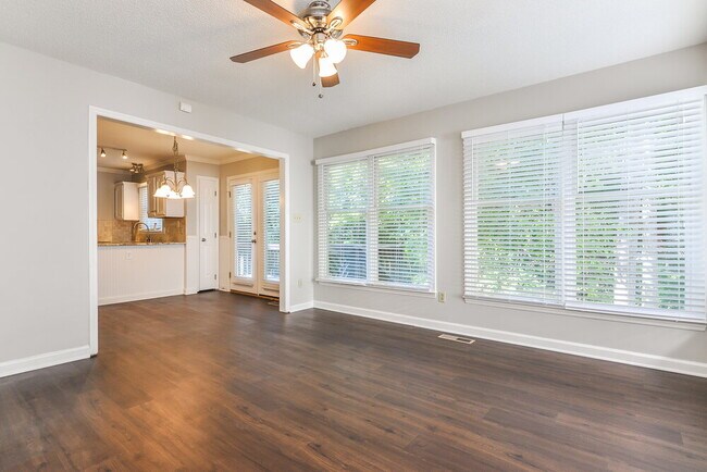 Photo - 3437 Singleleaf Ln