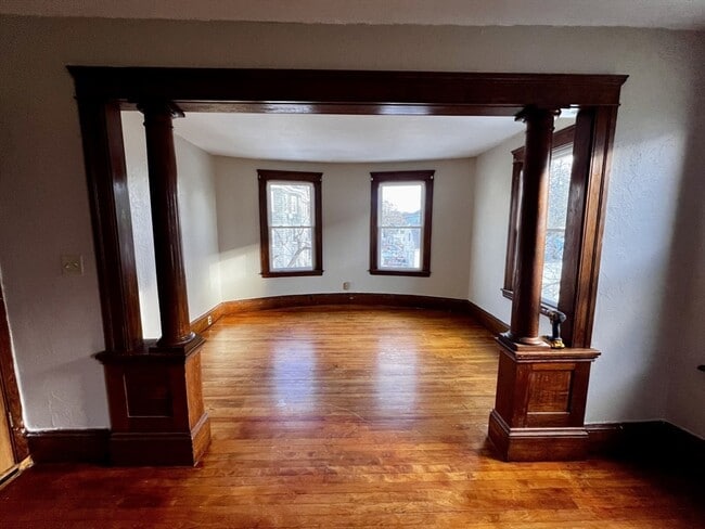 Photo - 13 Louise St Unit 3