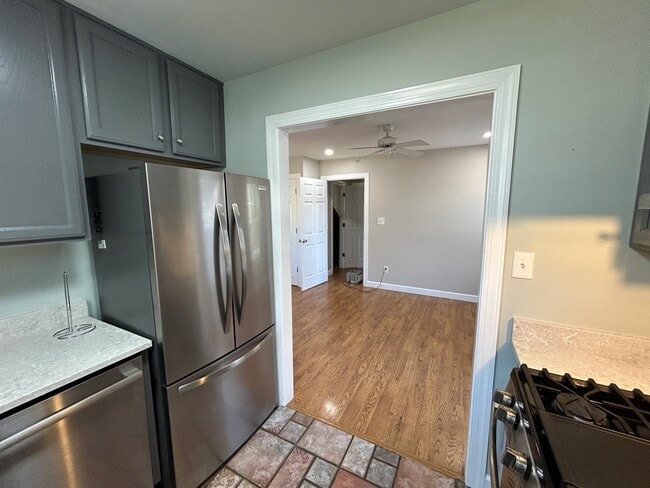 Photo - 9 Morningside Dr