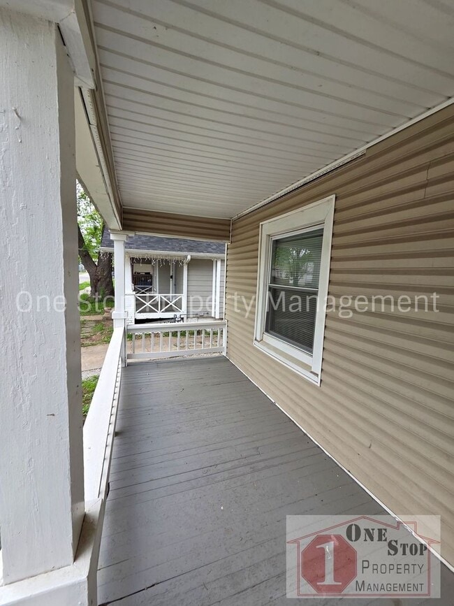 Photo - Spacious 3 bedroom/ 2 bathroom in Kansas City!