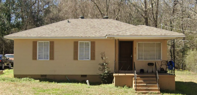 Building Photo - 1735 McGee St Rental