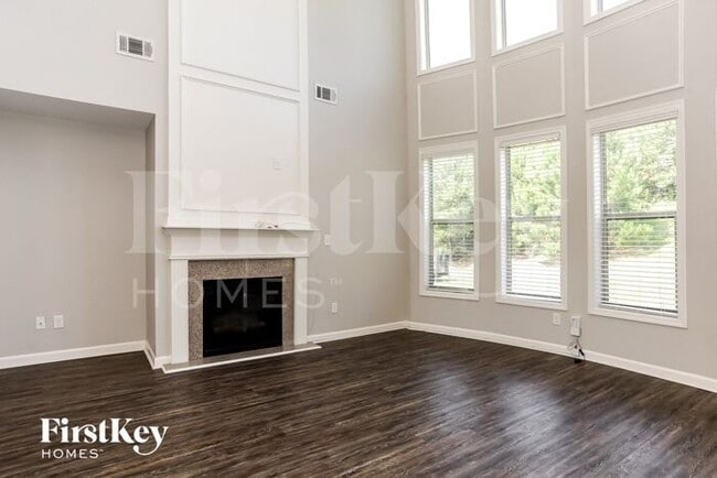 Photo - 6252 Stonelake Dr SW