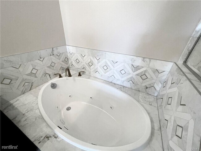 Photo - 3 br, 3 bath Condo - 16 Cellini