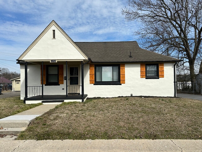 Building Photo - 1350 Pine St