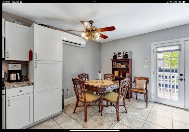 Photo - 111 Norwood Ln