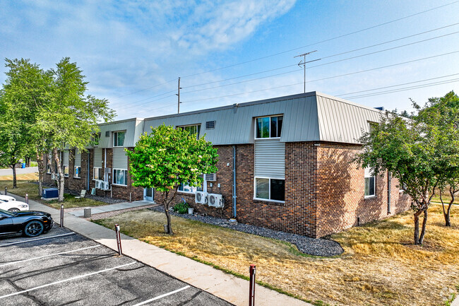 Building Photo - Clover Hill Rental