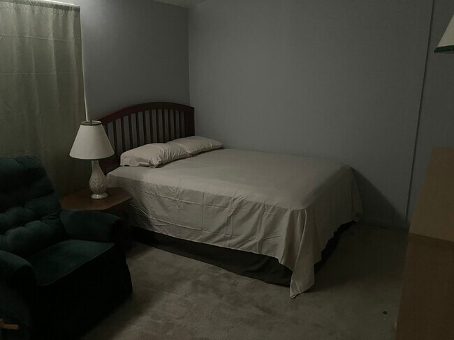 Photo - 116 Caribou St