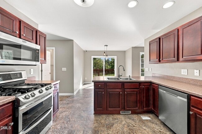 570 Buchanan Rd