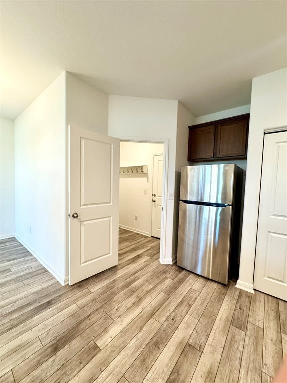 Photo - 142 Martha Ln