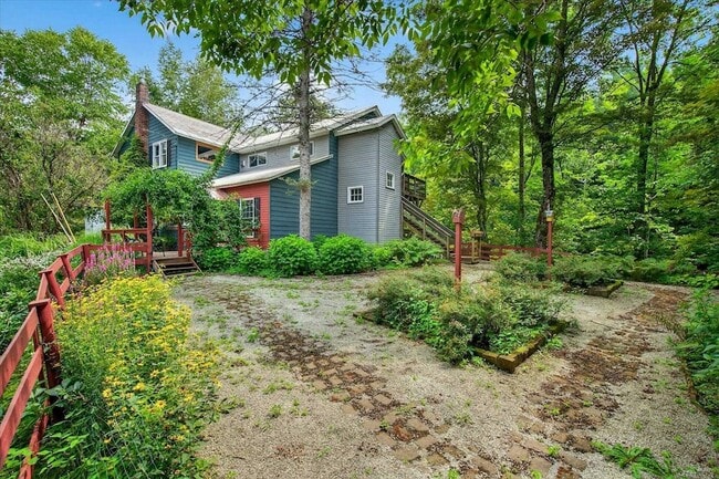 Photo - 485 Brook Rd Unidad 3