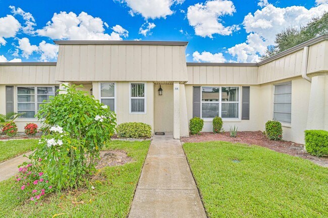 Photo - ** 2/2 Villa in Cypress Lake Gardens - Screened Lanai - 1st Floor **