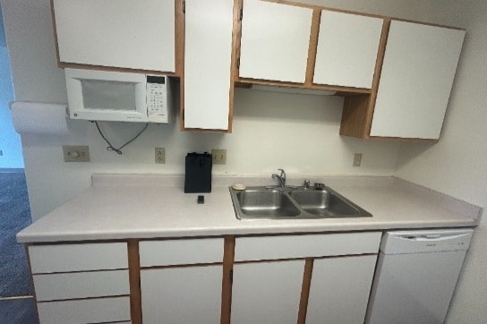 5613 #8 Kitchen