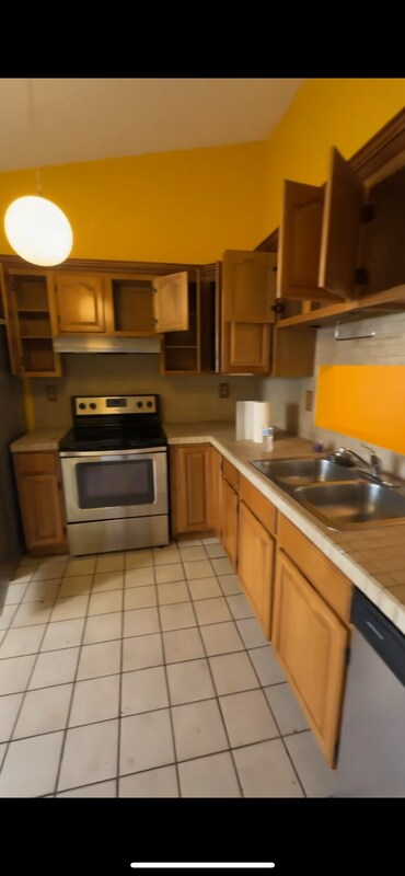 Photo - 1703 San Remo Cir