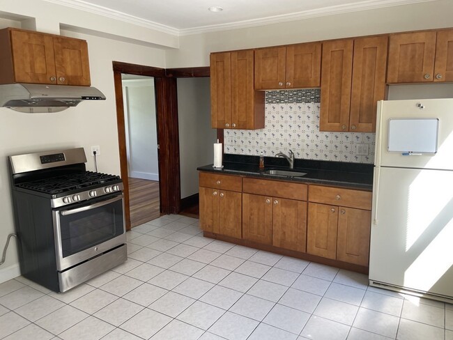 Photo - 22 Willis St Unit 3