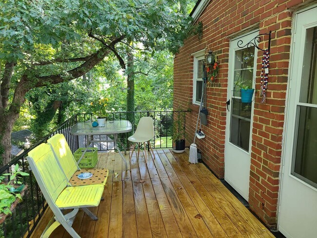 Photo - 7609 Woodman Rd Unit 2 - Upstairs Apartment