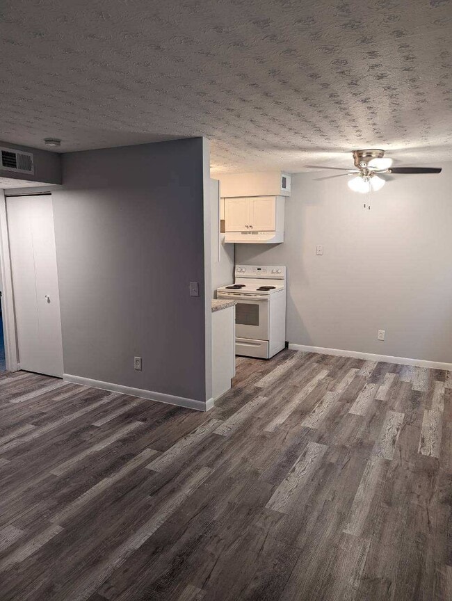 Photo - 7008 Ohio Ave