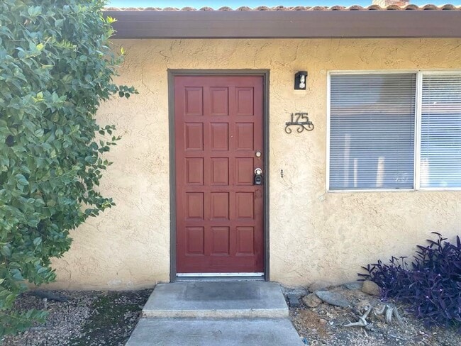 Photo - 175 W Alexander Ave