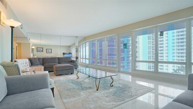 Photo - 4100 Galt Ocean Dr Unidad 709